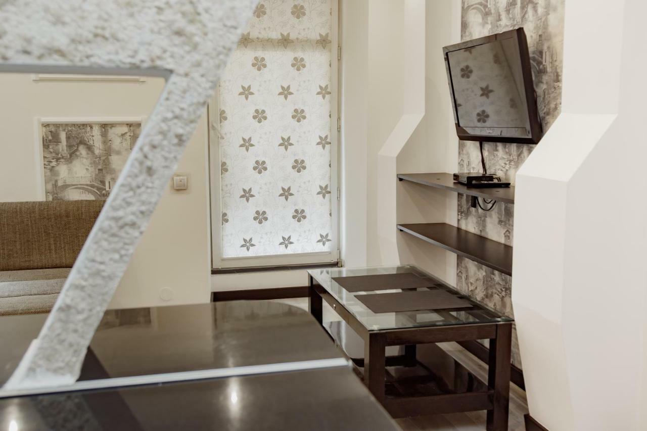 Transitional Havryky Apartment Лвив Екстериор снимка