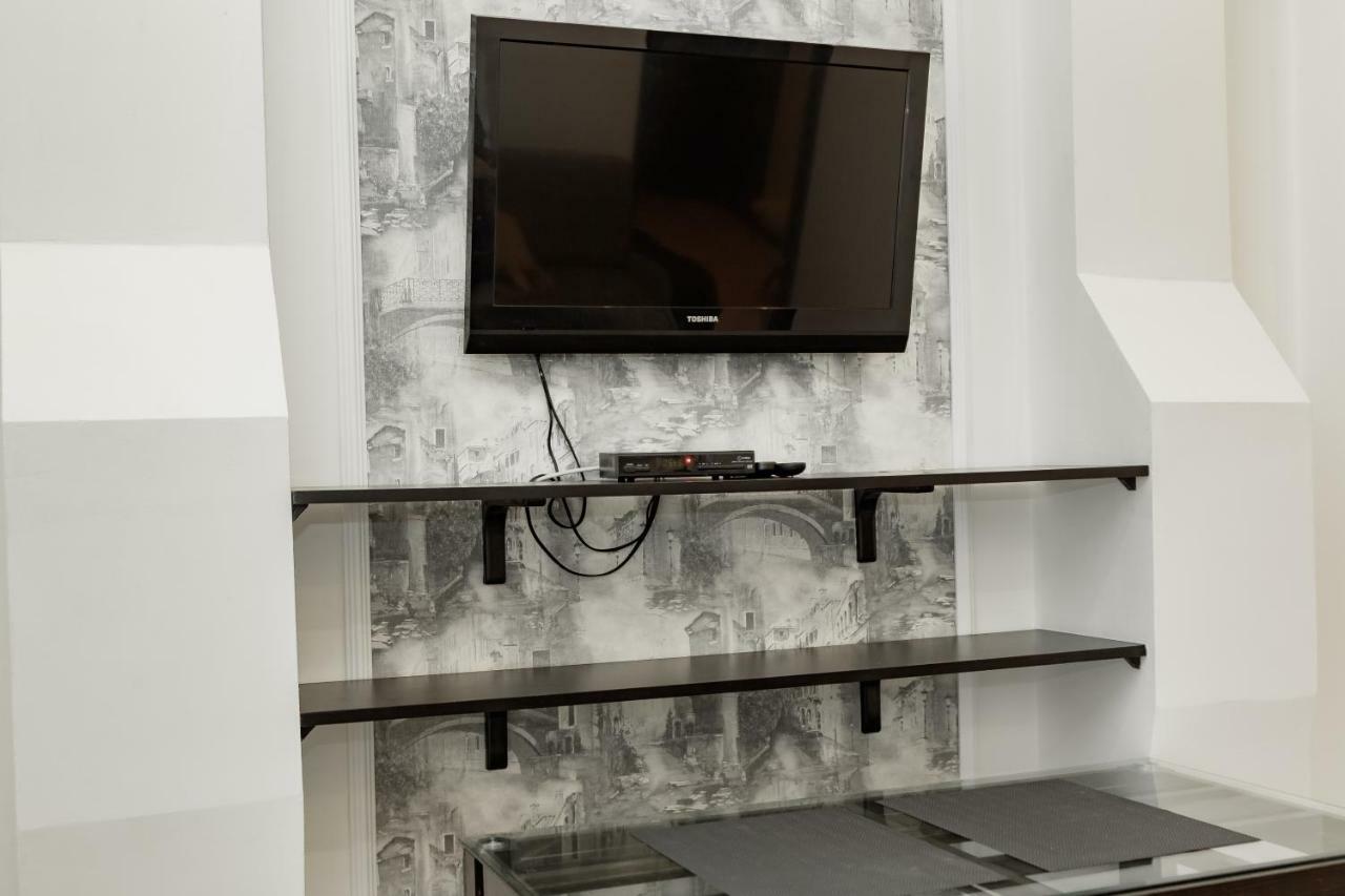 Transitional Havryky Apartment Лвив Екстериор снимка